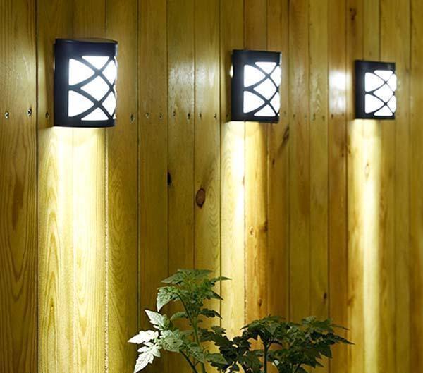 Luz LED de Parede para Jardim com Painel Solar - Cazza